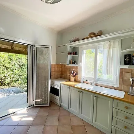 Margarita Villa